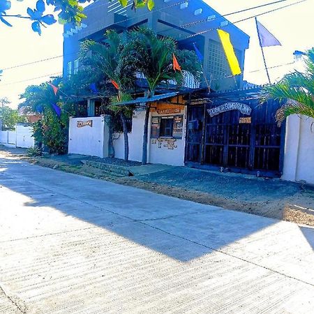 Playa De Bombora Inn Cabugao Exterior photo