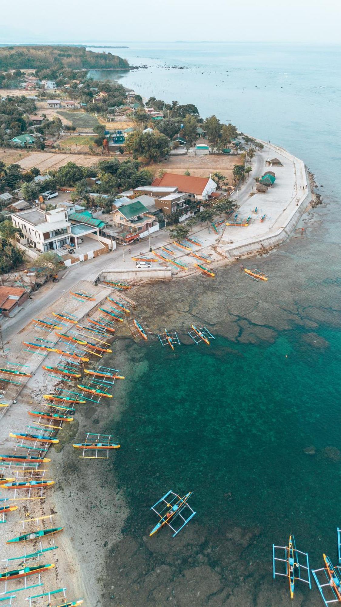 Playa De Bombora Inn Cabugao Exterior photo